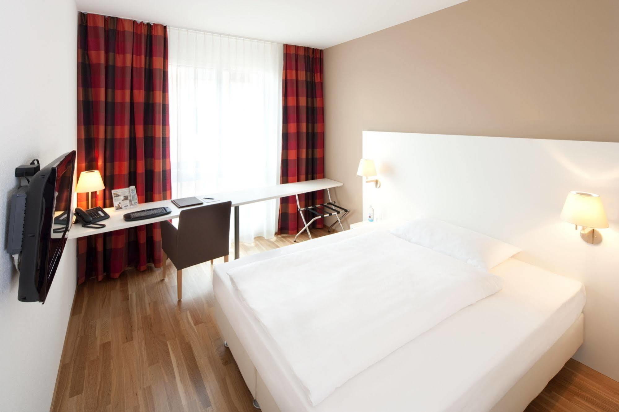 Hotel Arcade Sins Zewnętrze zdjęcie