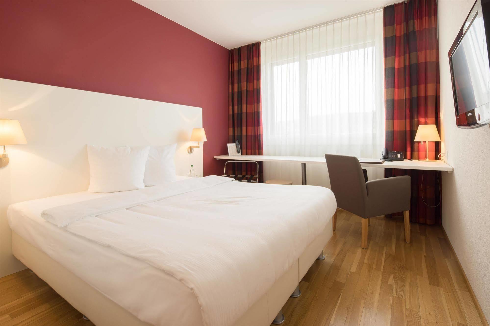 Hotel Arcade Sins Zewnętrze zdjęcie