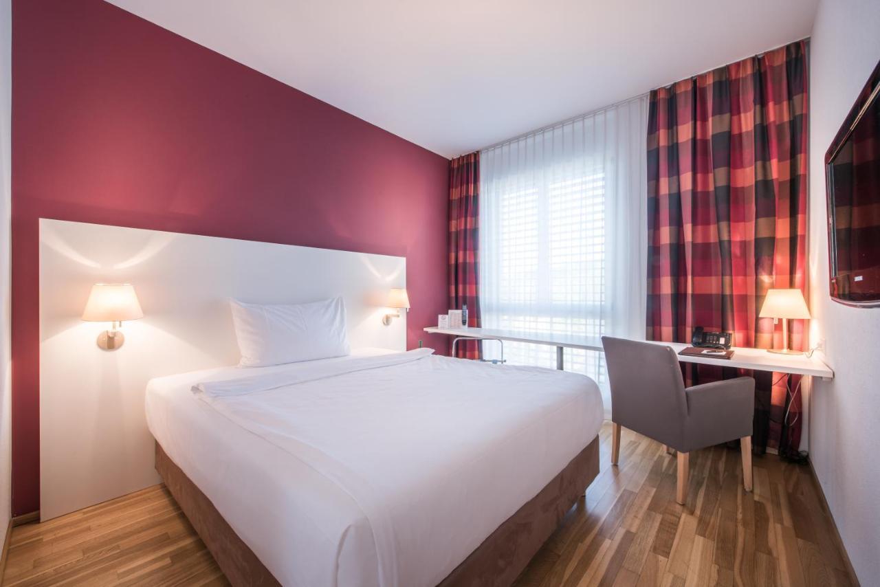 Hotel Arcade Sins Zewnętrze zdjęcie